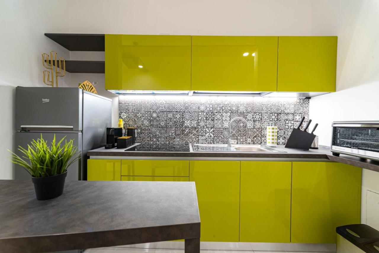 Minerva Luxury Town Center , Pool And Parking Apartment Taormina Ngoại thất bức ảnh