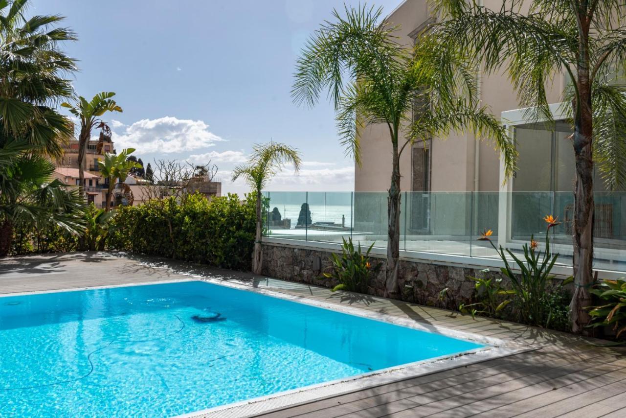 Minerva Luxury Town Center , Pool And Parking Apartment Taormina Ngoại thất bức ảnh